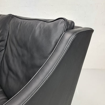 Borge Mogensen two-seat sofa produced by Fredericia Furniture