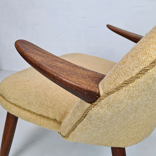 Kurt Olsen Shell Chair