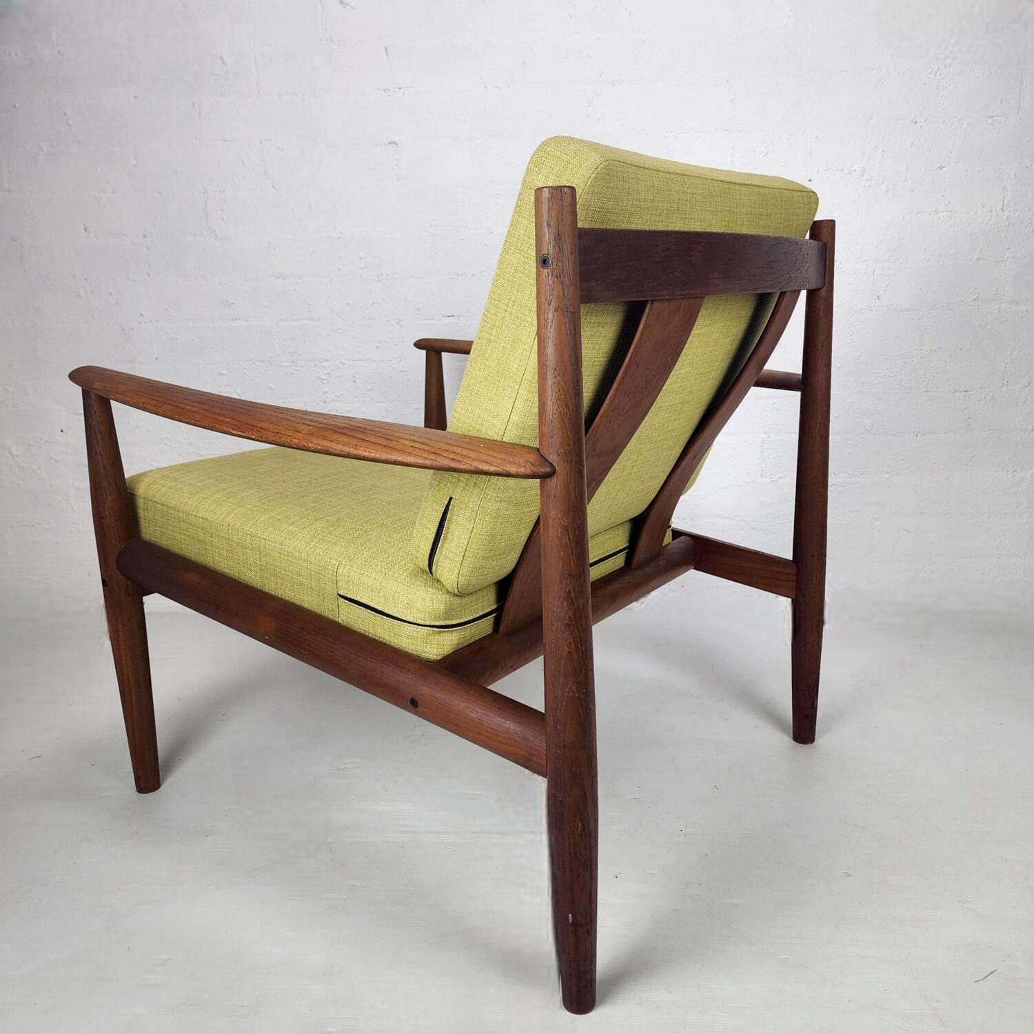 Modern Danish Dining Chairs Modern Danish Dining Chairs