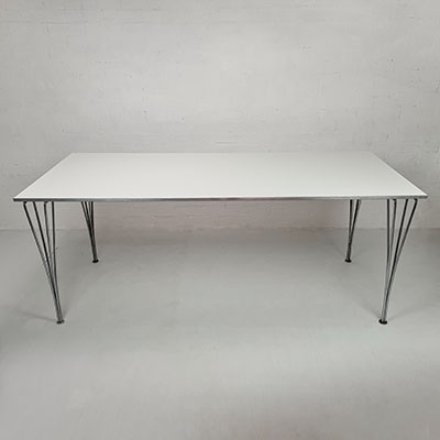 Piet Hein Dining Table from late 1960s. Produced by Fritz Hansen