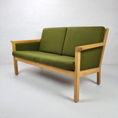 Hans J. Wegner 3-2-1 sofa group