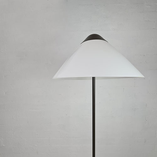 Hans-J-Wegner-floor-Lamp-close Hans J Wegner Opala Floor Lamp Produced by Louis Poulsen