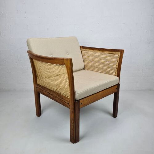 Illum-Wikkelsø-Plexus-Chair Illum Wikkelsø Plexus chair