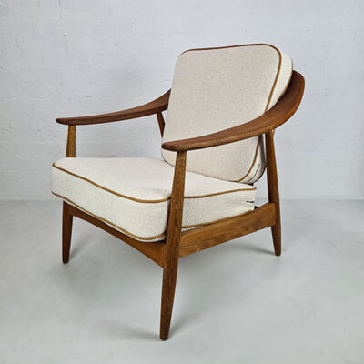 Illum Wikkelso Lounge Chair