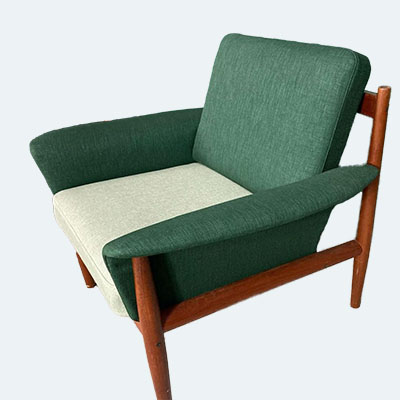 Grete Jalk lounge chair side web Grete Jalk lounge chair