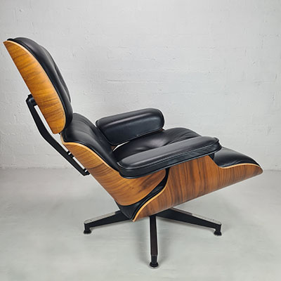 Eames Lounge chair Eames Lounge chair