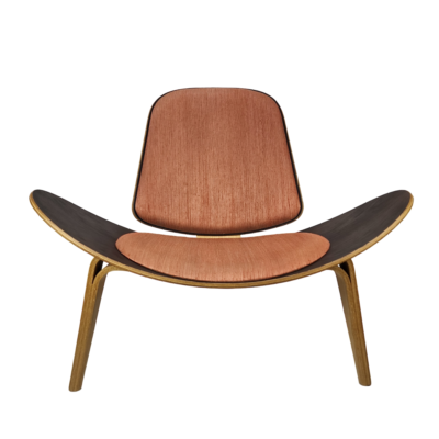 Hans J Wegner CH07 Hans J Wegner CH07 made of smoked oak with fabric cushions