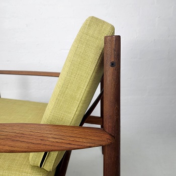 Grete Jalk chair Grete Jalk chair details upholstered in wool